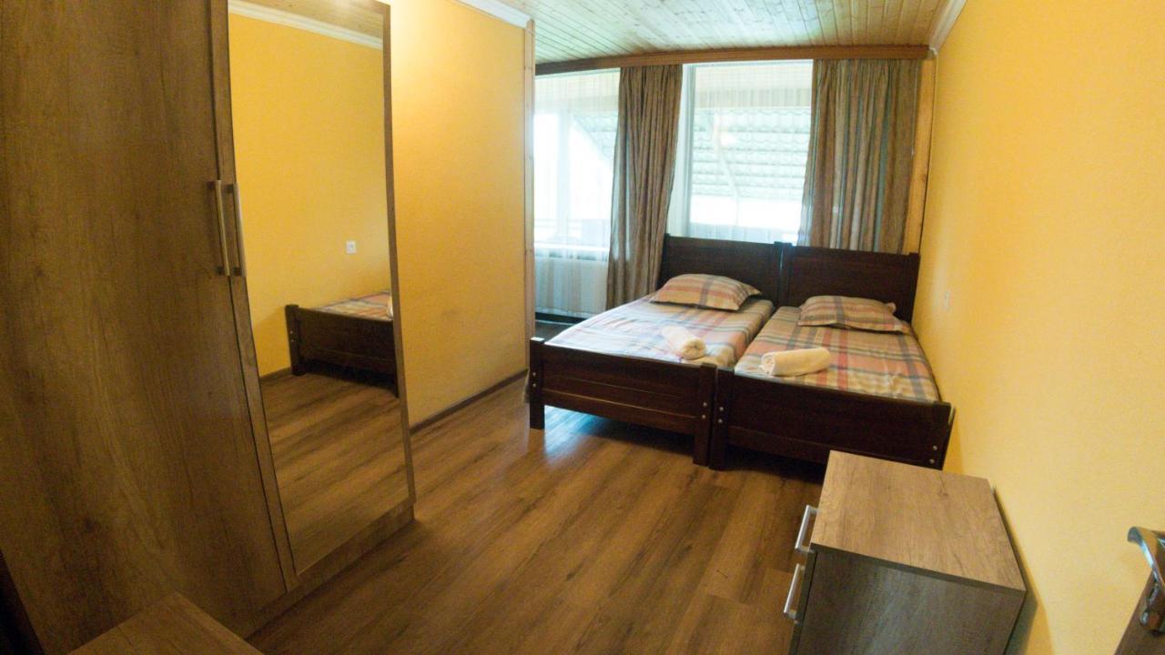 Hotel Eco House In Bakuriani Esterno foto
