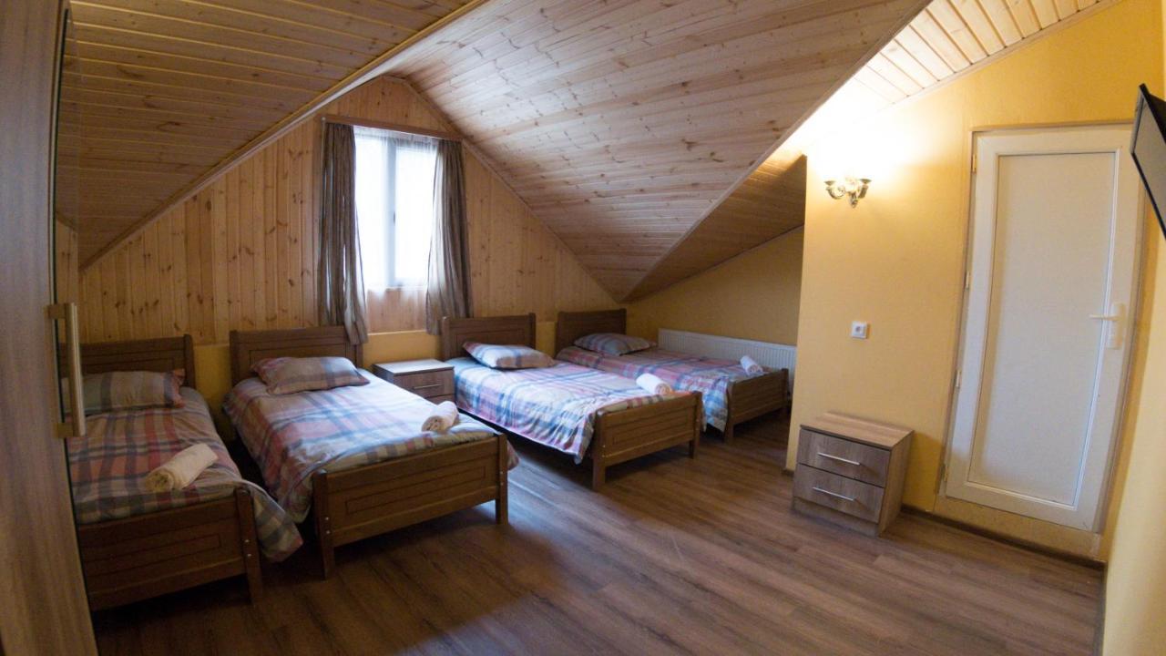 Hotel Eco House In Bakuriani Esterno foto