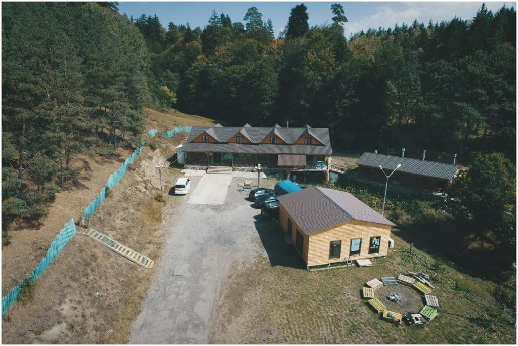 Hotel Eco House In Bakuriani Esterno foto